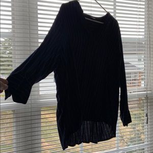 Old Navy long sleeved shirt